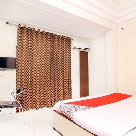 فاراناسي Oyo 14345 Hotel Panchsheel المظهر الخارجي الصورة