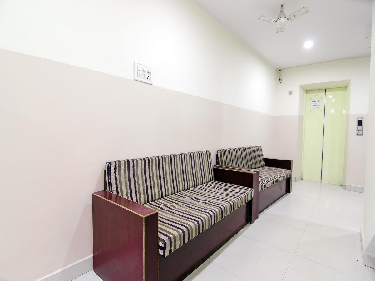 فاراناسي Oyo 14345 Hotel Panchsheel المظهر الخارجي الصورة