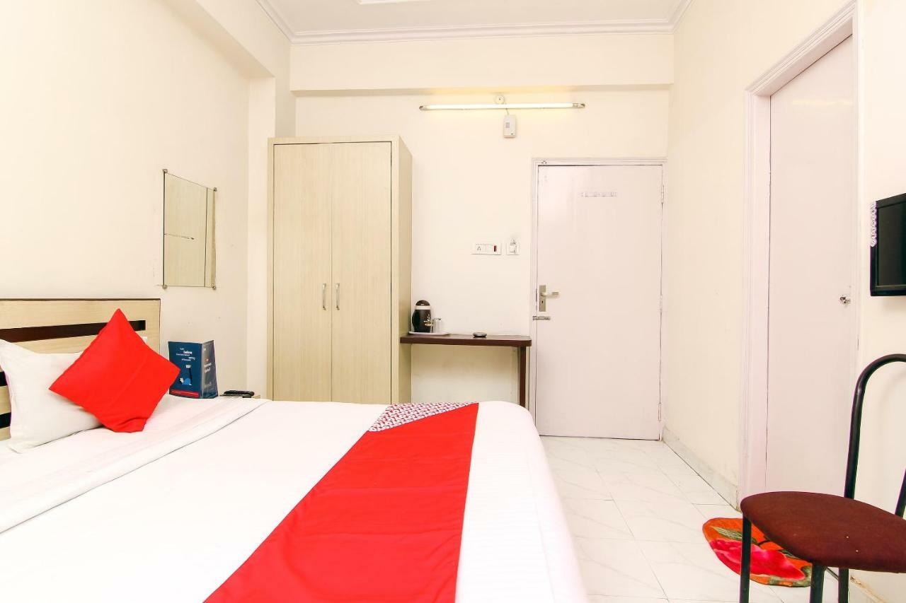 فاراناسي Oyo 14345 Hotel Panchsheel المظهر الخارجي الصورة